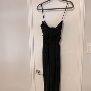 Formal black jumpsuit with bra support, back zippe